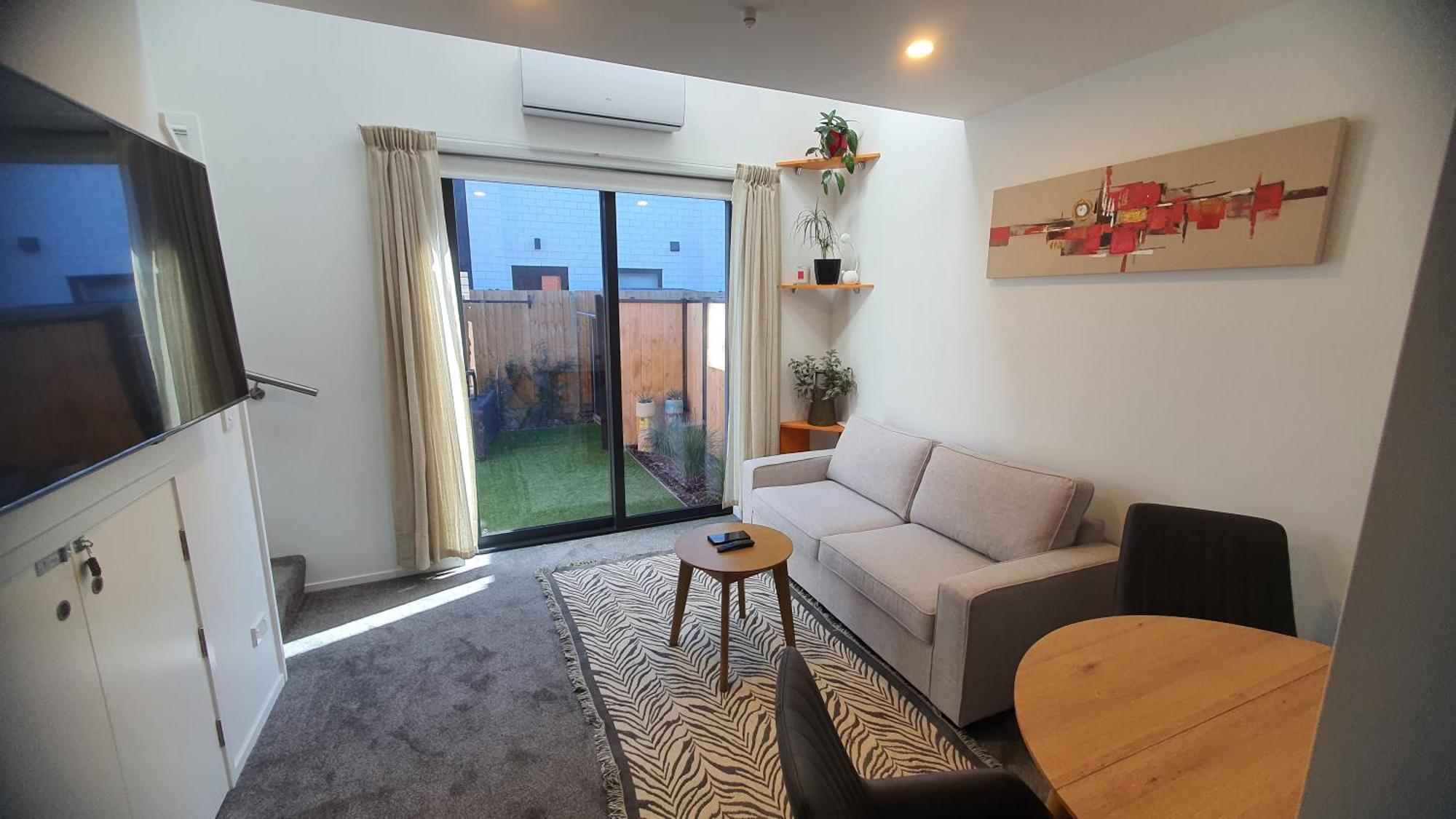 Modern Loft In Christchurch Cbd With Private Courtyard Экстерьер фото